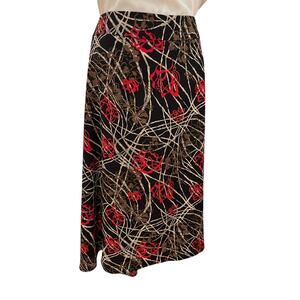 Sag Harbor Plus Size Skirt Dark Floral Size 14/16 36 Waist